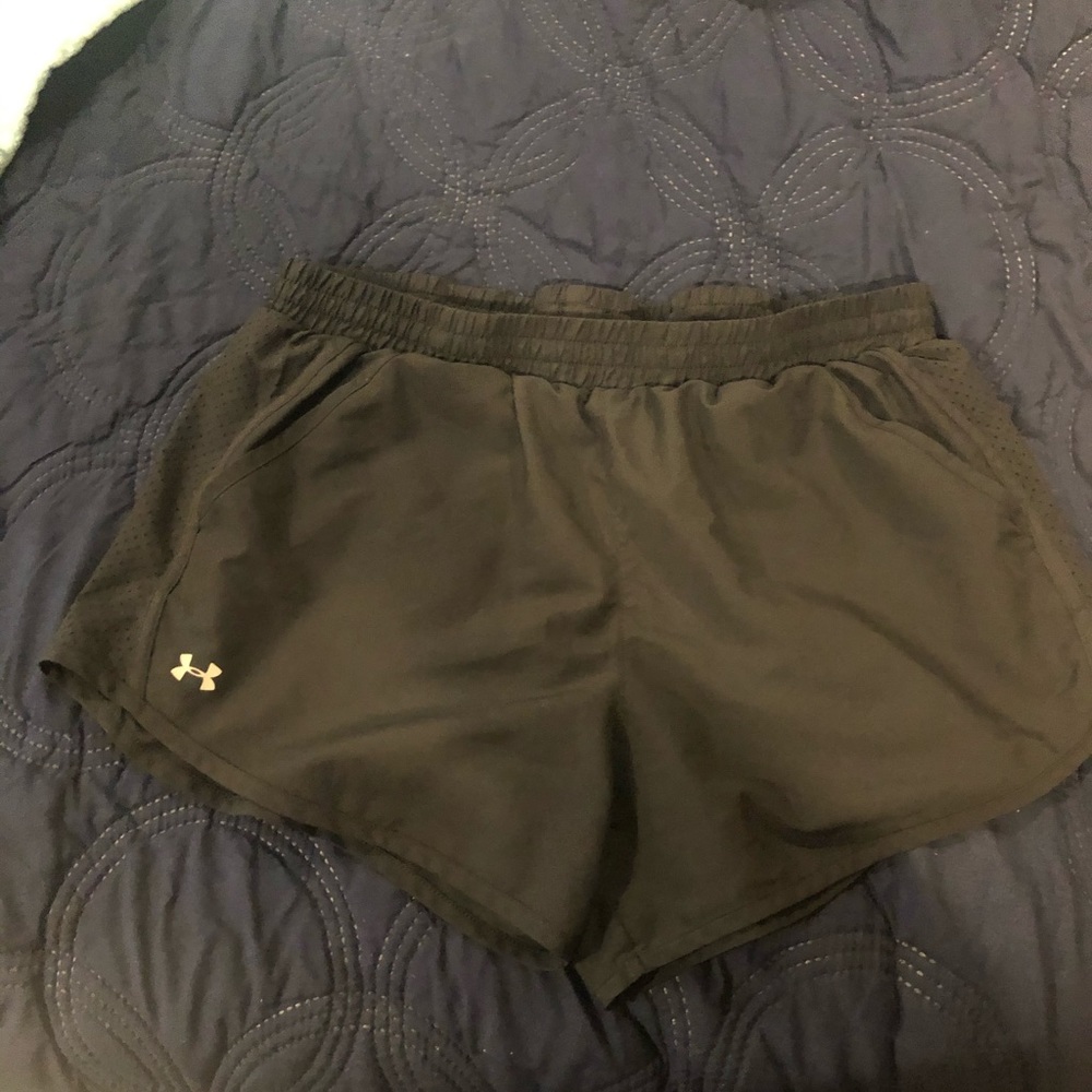 Black Underarmor Shorts